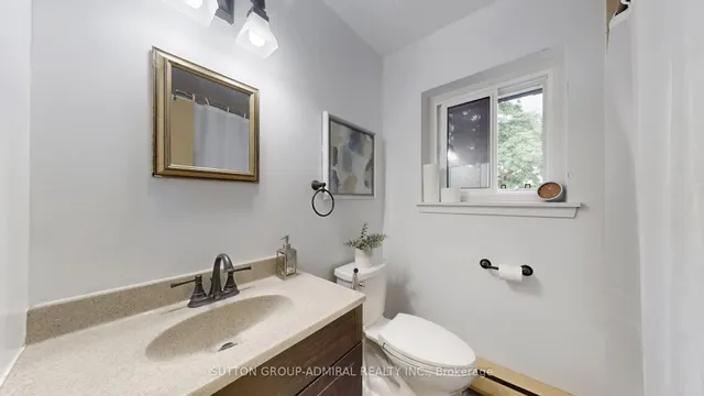 房产图片 28 - 22 Tandridge Cres 单元 812