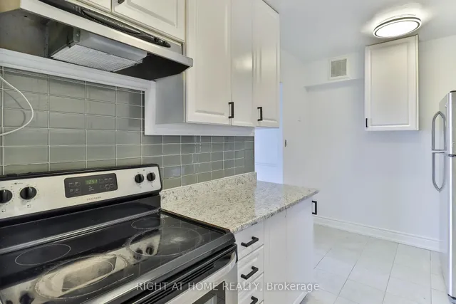 Additional image 30 of 335 Driftwood Ave Unit 909