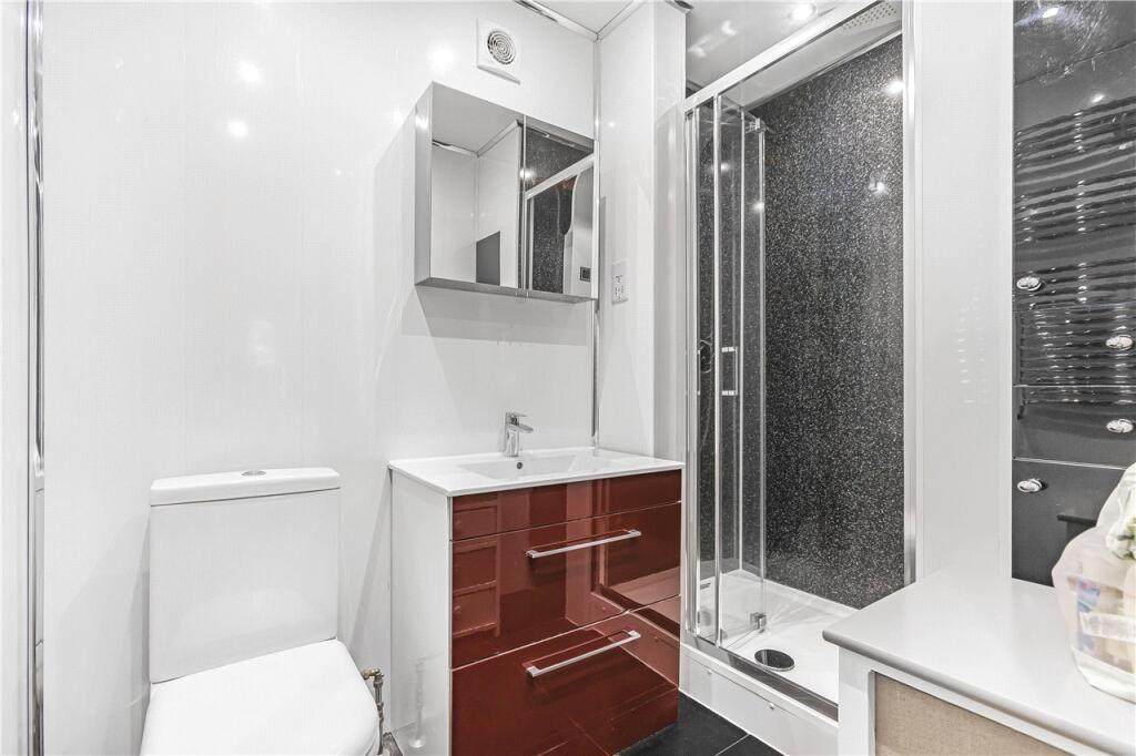 Additional image 17 of The Chase, Welwyn, AL6