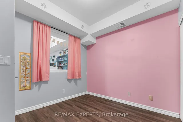 Additional image 15 of 871 Wilson Ave Unit 6