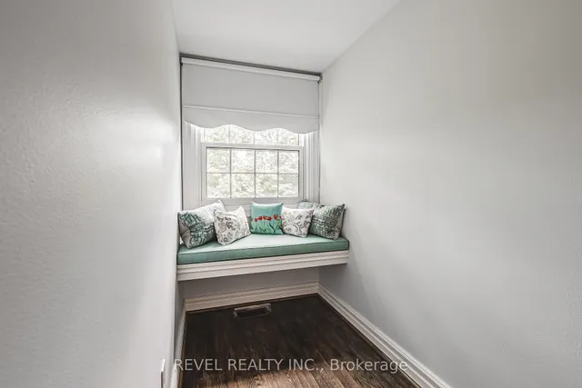 Additional image 26 of 116 Campbell Ave