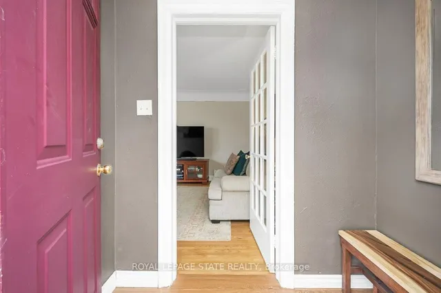 Additional image 7 of 891 Garth St