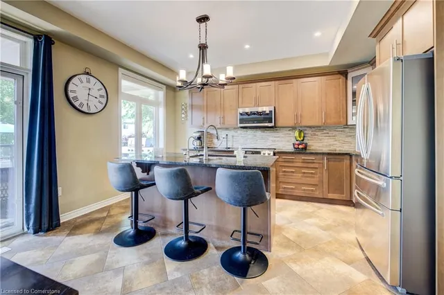 Additional image 12 of 51 Frey Cres