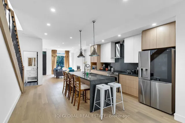 Additional image 14 of 47 Manderley Dr