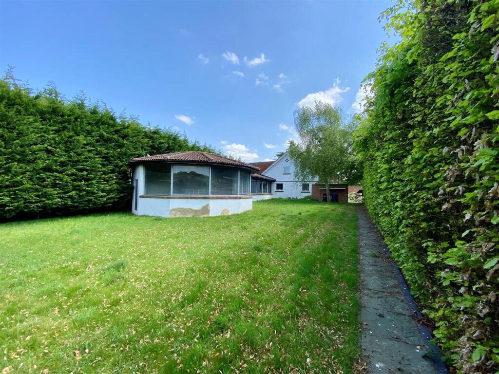 Additional image 14 of Dixons Hill Road, Welham Green