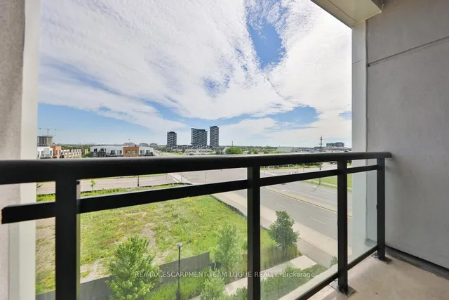 Additional image 34 of 128 GROVEWOOD COMMON Unit 509