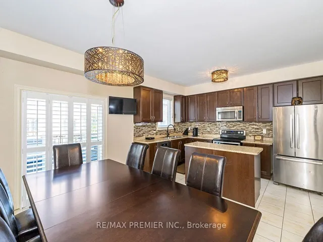 Additional image 13 of 38 Betty Nagle St