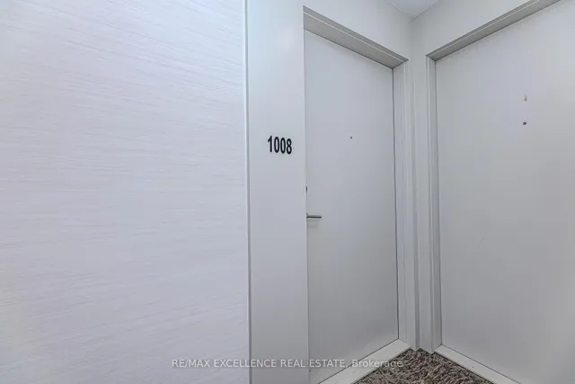 Additional image 7 of 215 Veterans Dr Unit 1008S