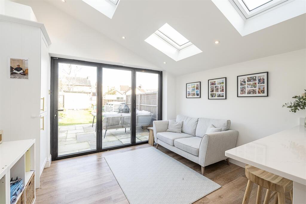 Additional image 4 of Park Hill, Harpenden