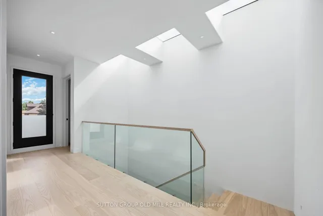 Additional image 13 of 91 Regal Rd