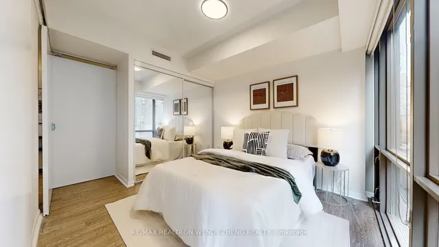 Additional image 13 of 38 Grenville St Unit 407