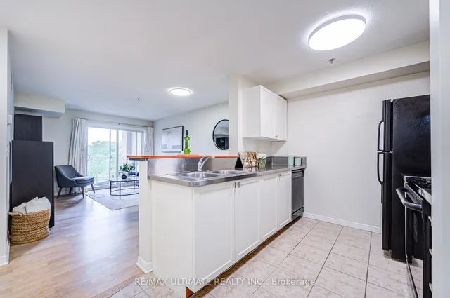 Additional image 8 of 684 Warden Ave Unit 326