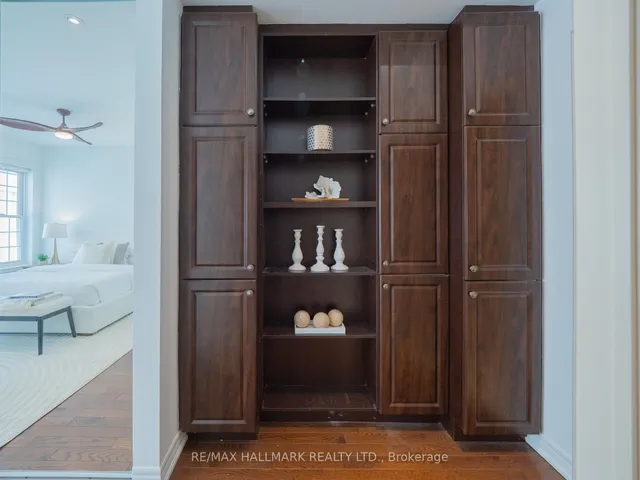 Additional image 21 of 1968 Bloor St Unit 11