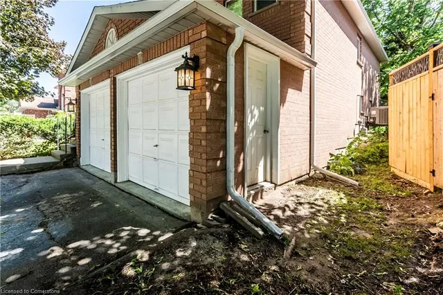 Additional image 4 of 95 General Dr