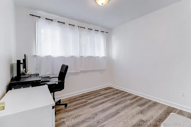 Additional image 13 of 38 Moorecroft Cres