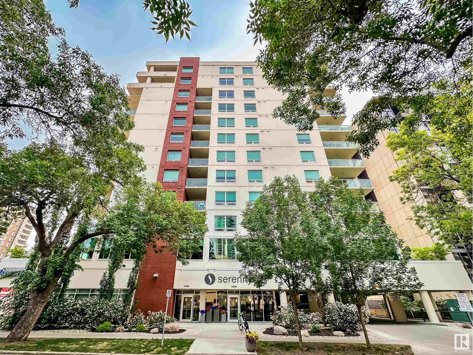 #905 10055 118 ST NW|Edmonton, Alberta T5K0C1