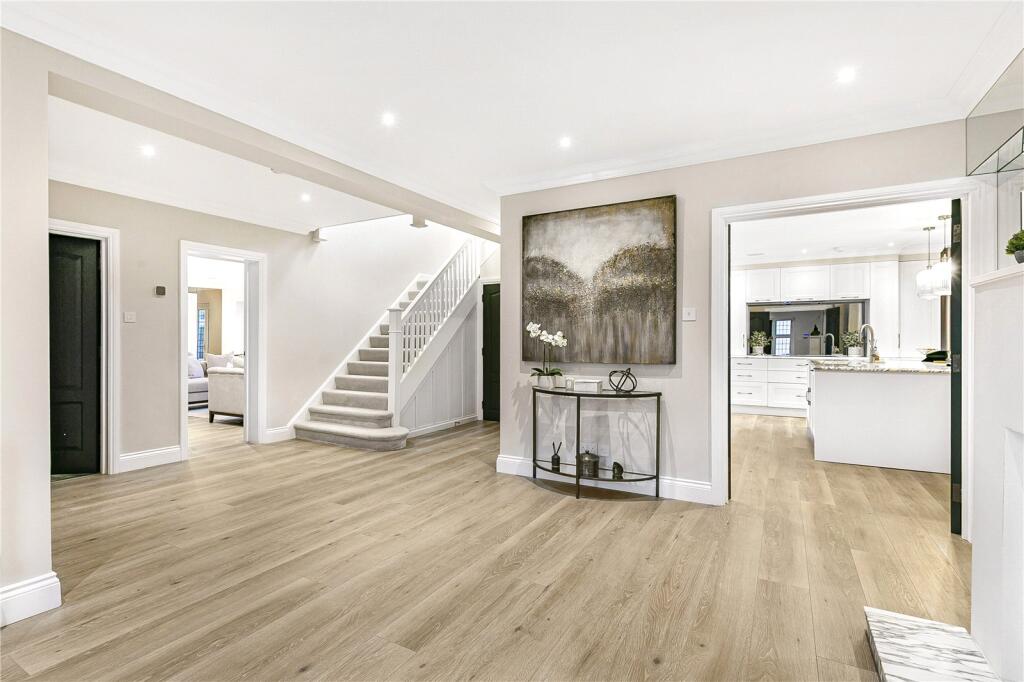 Additional image 4 of Brookmans Avenue, Brookmans Park, AL9