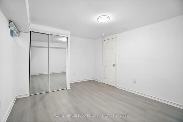 房产图片 46 - 167 SHOREHAM Dr