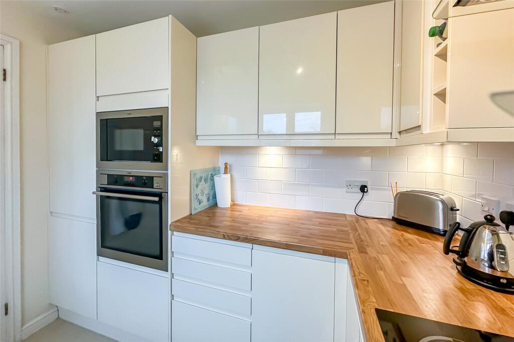 Additional image 16 of Harvest Court, Harvesters, St. Albans, Hertfordshire, AL4