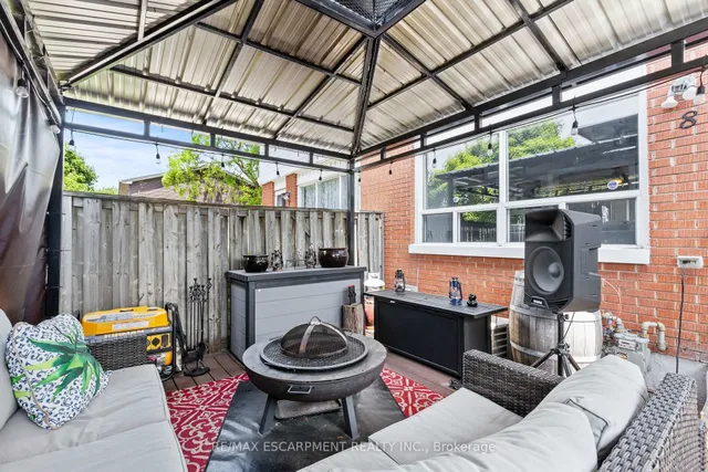 Additional image 27 of 10 ANGUS Rd Unit 8