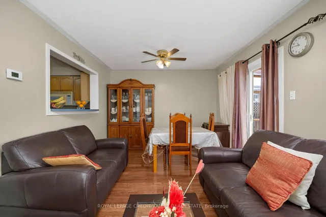 Additional image 7 of 19 Dunlop Crt