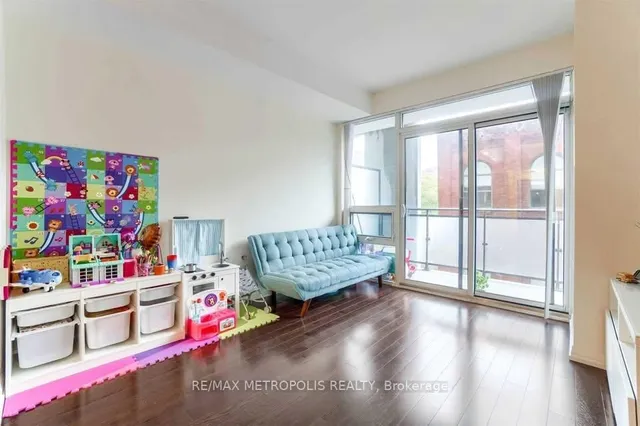 Additional image 5 of 460 Adelaide St Unit 520