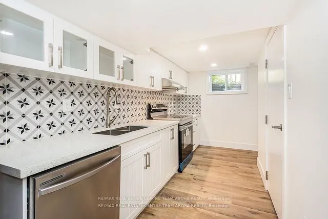 Additional image 26 of 178 Cloverdale Ave