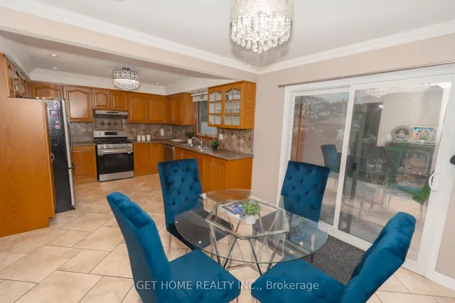 Additional image 14 of 111 AUBREY Ave