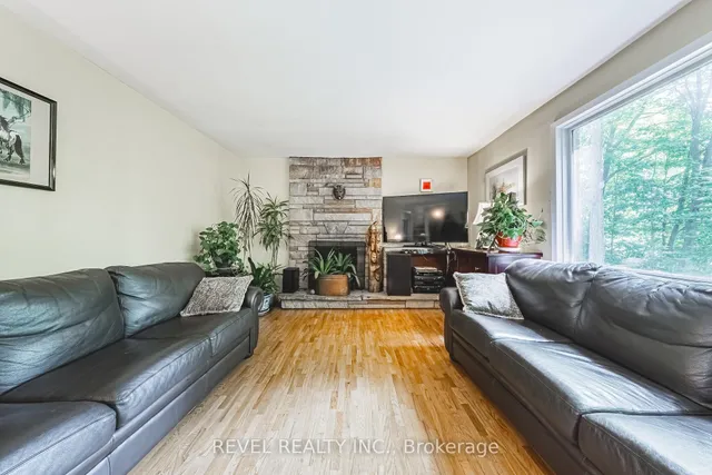 Additional image 16 of 2156 Lower Base Line