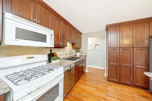 房产图片 16 - Trafalgar大道515号街区