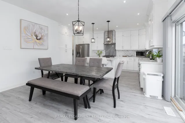 Additional image 9 of 388 Klein Circ