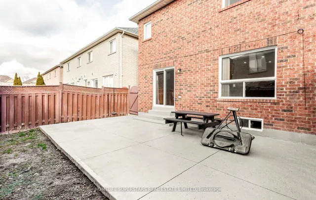 Additional image 22 of 82 Jewel Cres