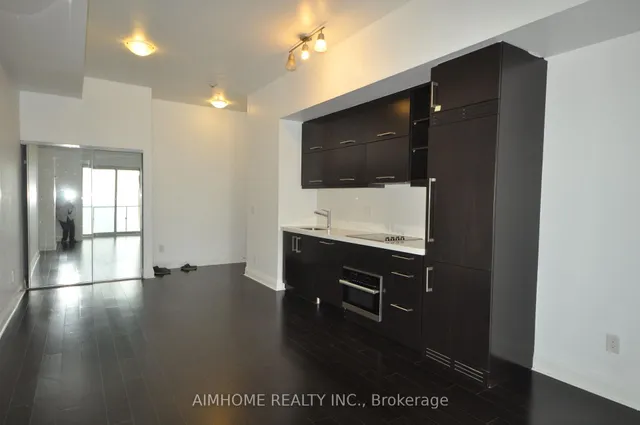 Additional image 4 of 1080 Bay St Unit 4503