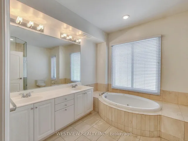 Additional image 19 of 2111 Lake Shore Blvd Unit TH7