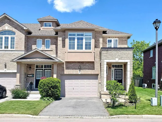 99 Panabaker Dr Unit 4