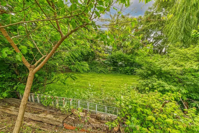 Additional image 34 of 35 Greenhill Ave