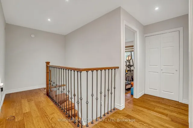 Additional image 14 of 102 Micmac Cres