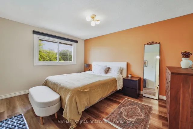 Additional image 16 of 247 St Andrews Dr