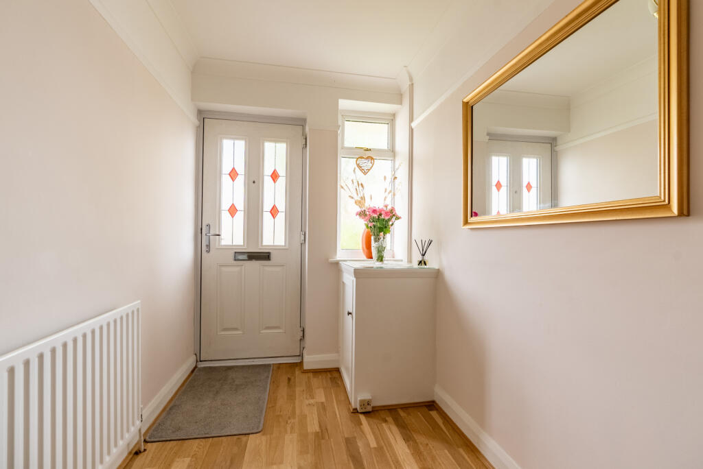 Additional image 5 of Oakwood Drive, St. Albans, Hertfordshire, AL4