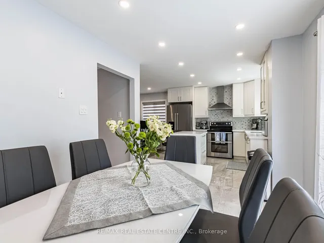 Additional image 15 of 52 Mozart Cres