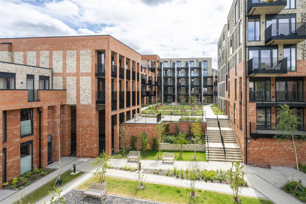 Additional image 21 of Campfield Road, St Albans