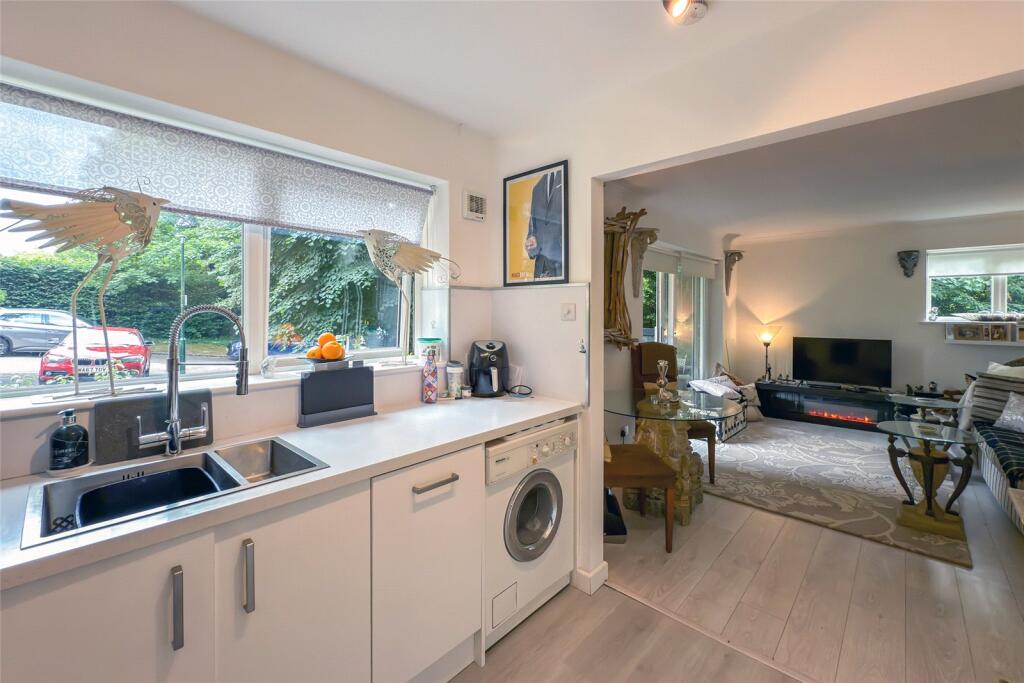 Additional image 13 of Stakers Court, Milton Road, Harpenden, Hertfordshire, AL5