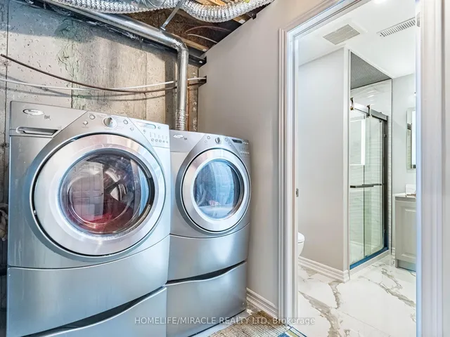 Additional image 39 of 55 Mccandless Crt