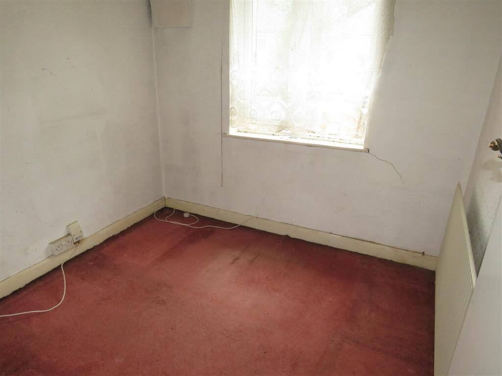 Additional image 7 of Hodge Hill Road, Birmingham