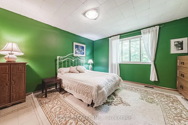 Additional image 22 of 2156 Lower Base Line