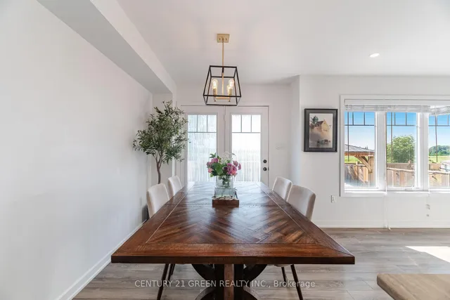 Additional image 12 of 67 Sherway St