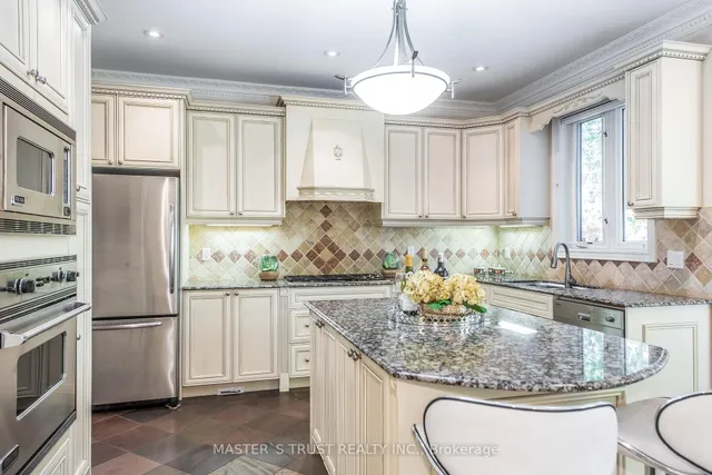 Additional image 14 of 242 Empress Ave