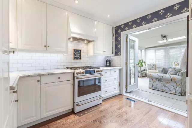 Additional image 9 of 2217 Lancaster Cres