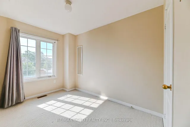 Additional image 30 of 48 Nostalgia Crt