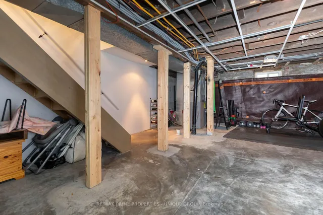 Additional image 46 of 137 Marlborough Pl